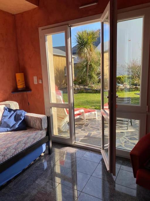 Dans Une Maison Familiale Avec Jardin A 800M De La Plage Breville-sur-Mer Exterior photo
